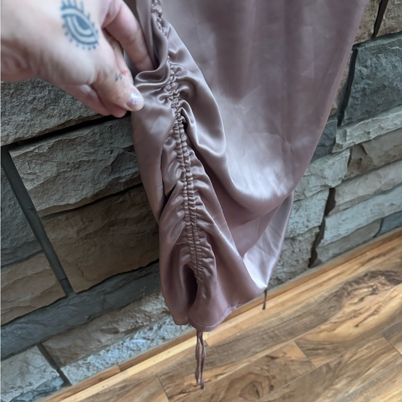 Forever 21 Silky maxi cargo pocket skirt - Picture 3 of 6